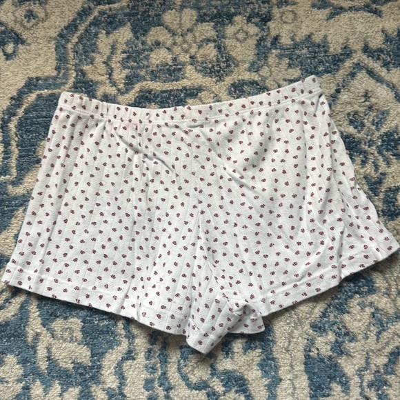 Brandy Millville Red floral Shorts - Picture 2 of 2